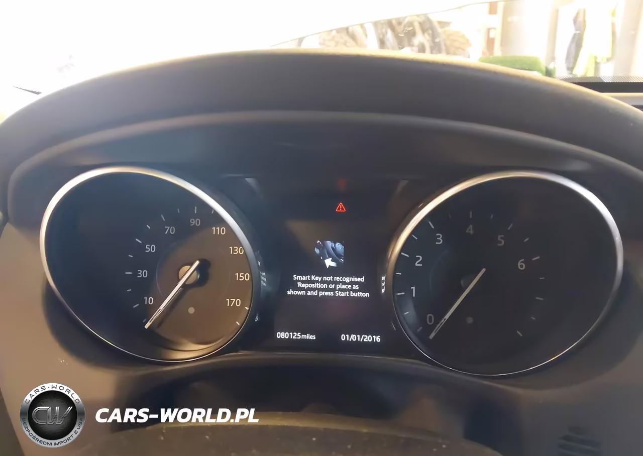 2018 Jaguar Xe 25T Premium VIN:SAJAJ4FX2JCP24853 - 7