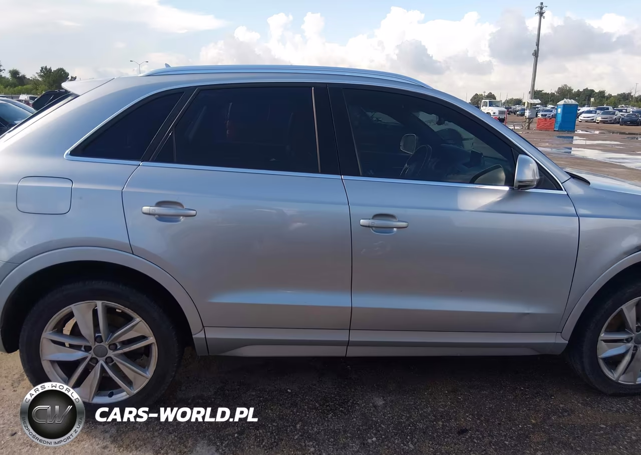 2016 Audi Q3 2.0T Premium Plus VIN:WA1EFCFS2GR001388 - 13