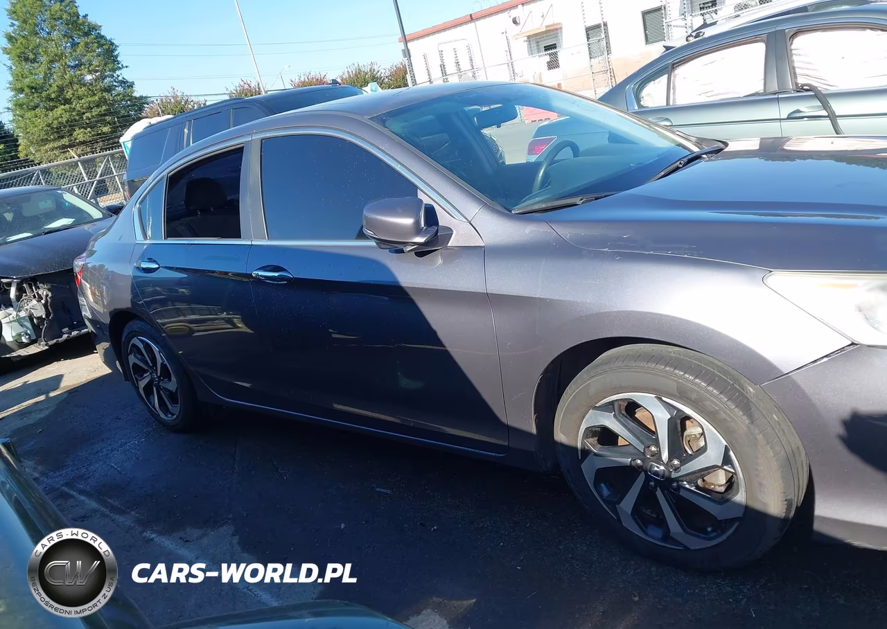 2017 Honda Accord Ex VIN:1HGCR2F75HA192106 - 13