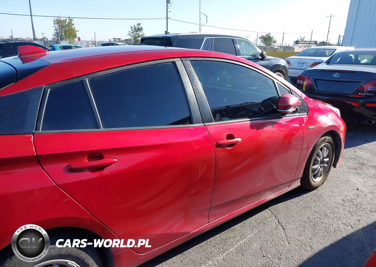 2016 Toyota Prius Four VIN:JTDKARFU0G3526464 - 13