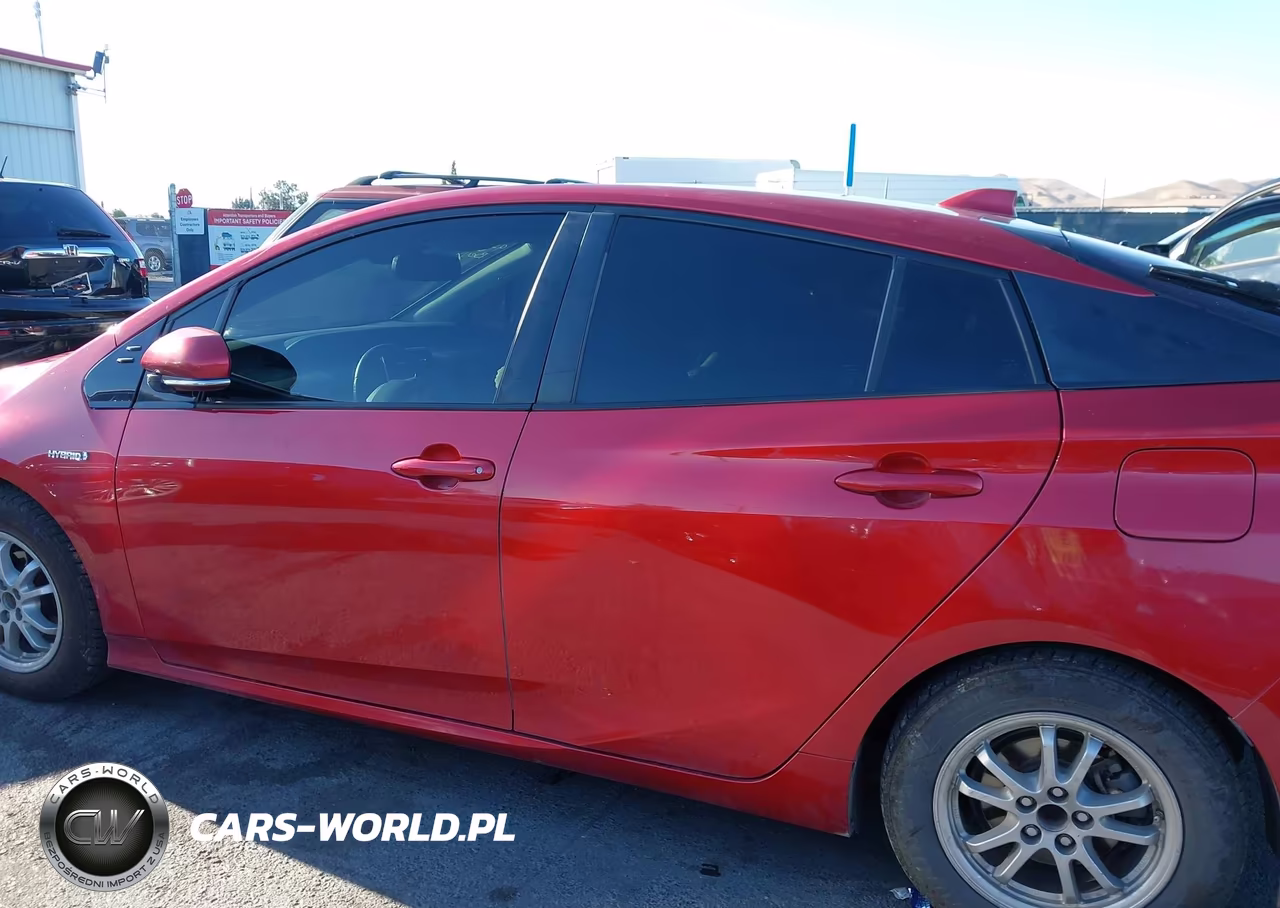 2016 Toyota Prius Four VIN:JTDKARFU0G3526464 - 14