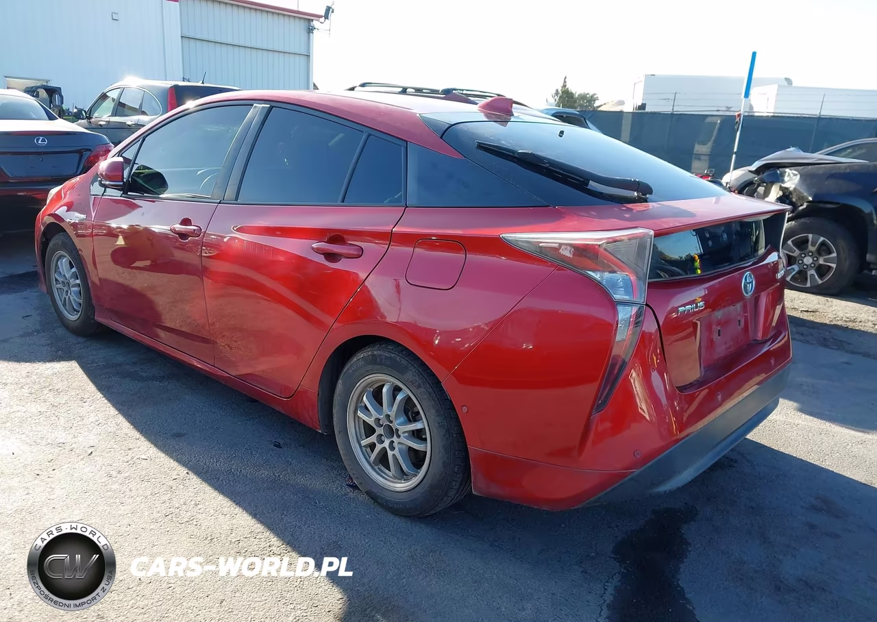 2016 Toyota Prius Four VIN:JTDKARFU0G3526464 - 3