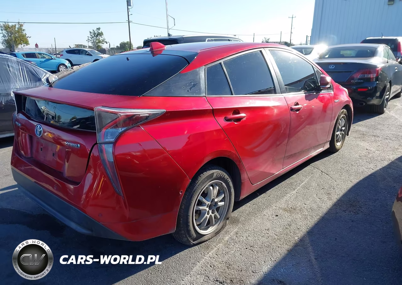 2016 Toyota Prius Four VIN:JTDKARFU0G3526464 - 4