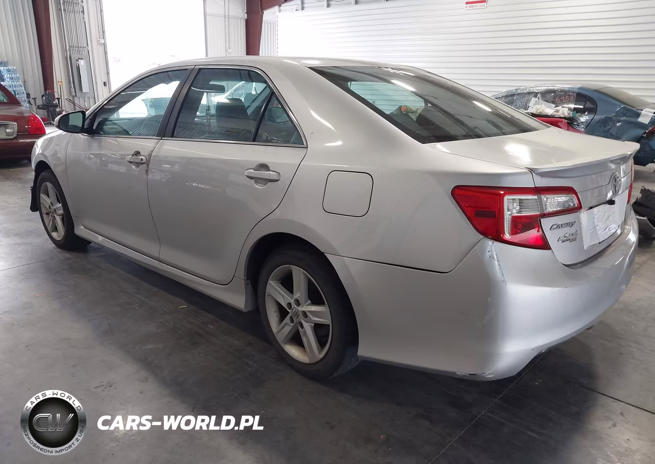 2013 Toyota Camry Se VIN:4T1BF1FK0DU680952 - 3