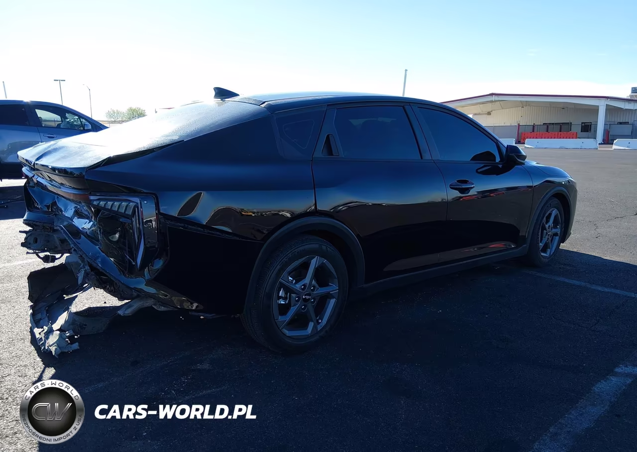 2025 Kia K4 Lxs VIN:3KPFT4DE5SE033018 - 4
