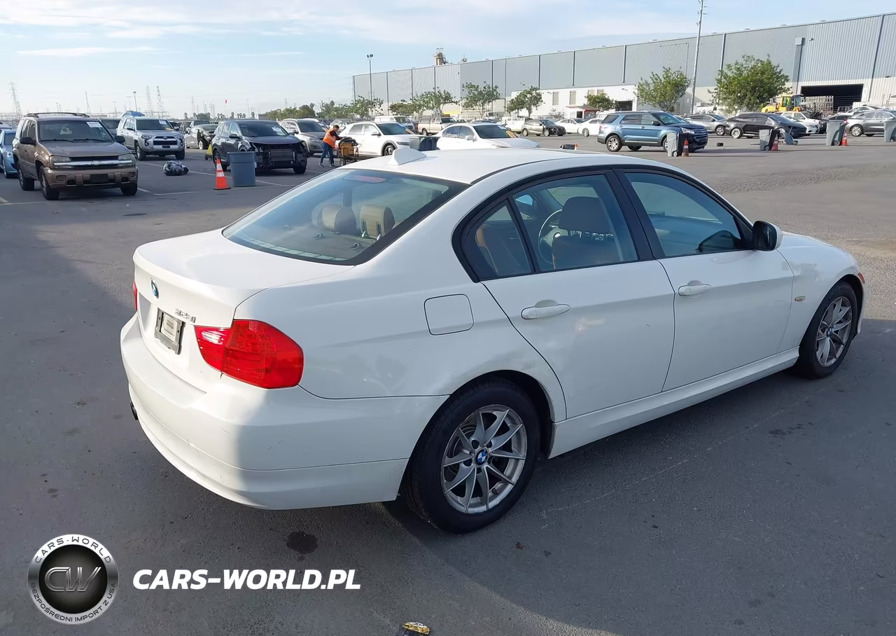 2010 BMW 328I VIN:WBAPH5C51AA439728 - 4