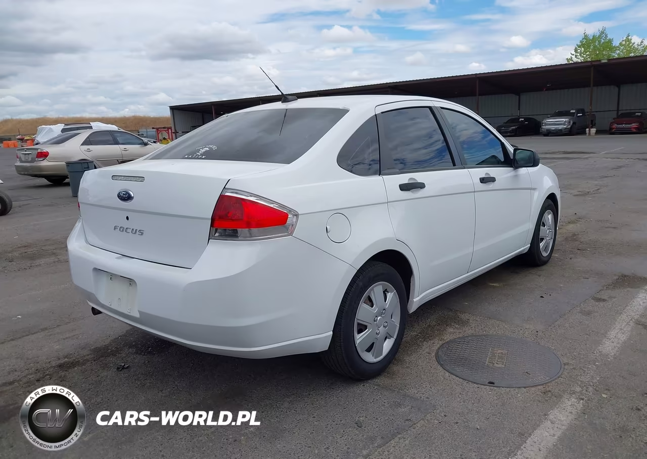 2008 Ford Focus S VIN:1FAHP34N48W273138 - 4