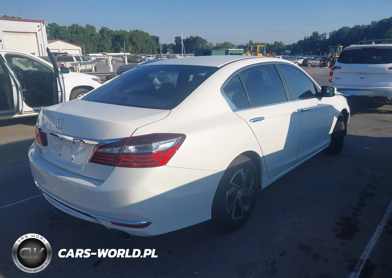2017 Honda Accord Lx VIN:1HGCR2F33HA191923 - 4