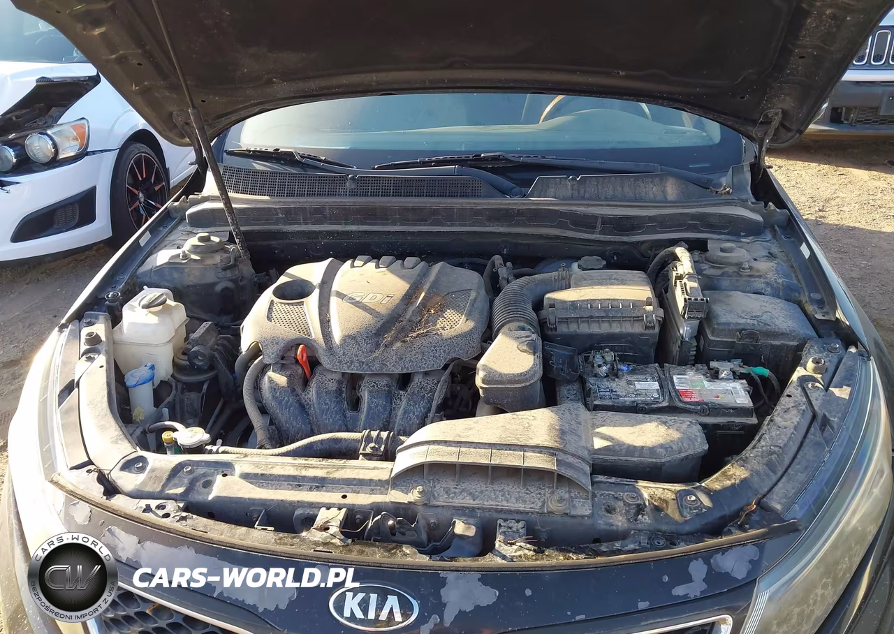 2015 Kia Optima Lx VIN:5XXGM4A76FG465802 - 10