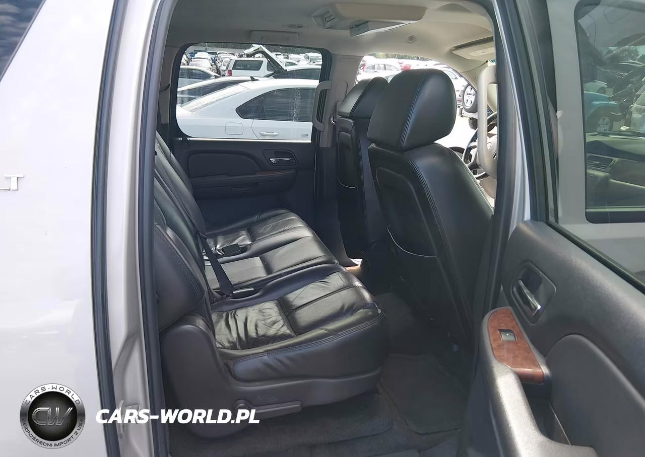 2007 Chevrolet Suburban 1500 Lt VIN:1GNFC16J07J346035 - 8