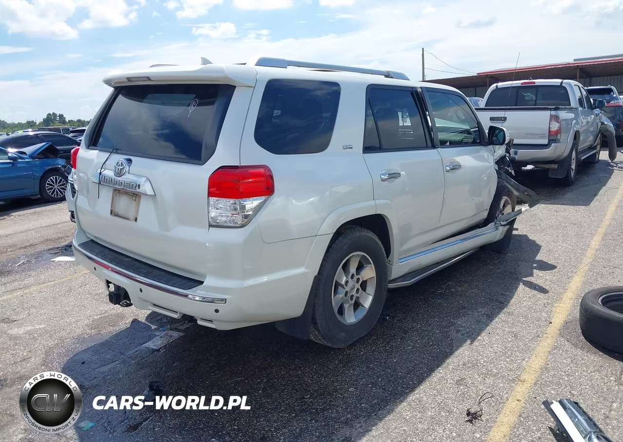 2013 Toyota 4Runner Sr5 VIN:JTEZU5JR2D5057889 - 4