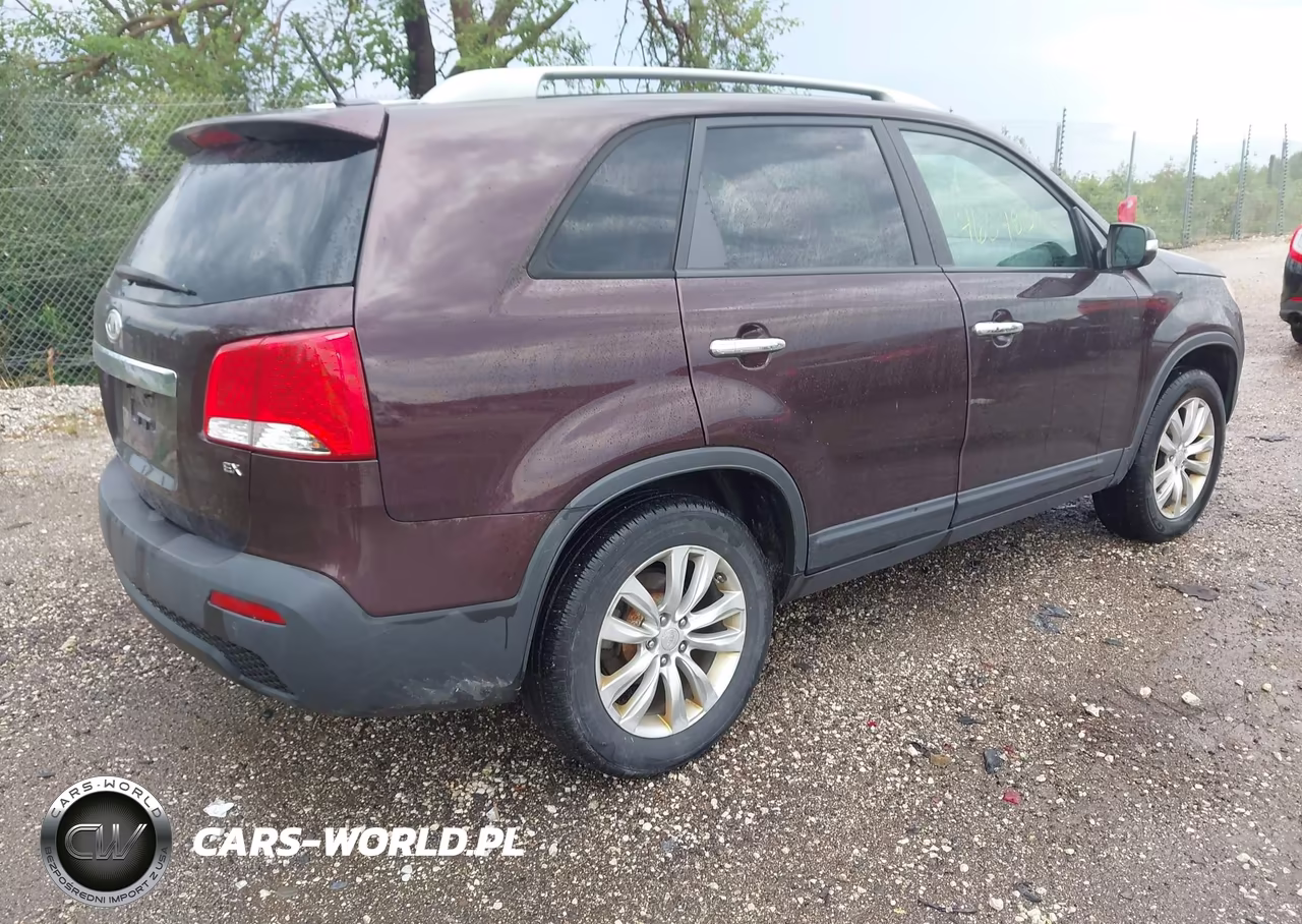 2011 Kia Sorento Ex VIN:5XYKU4A17BG103828 - 4