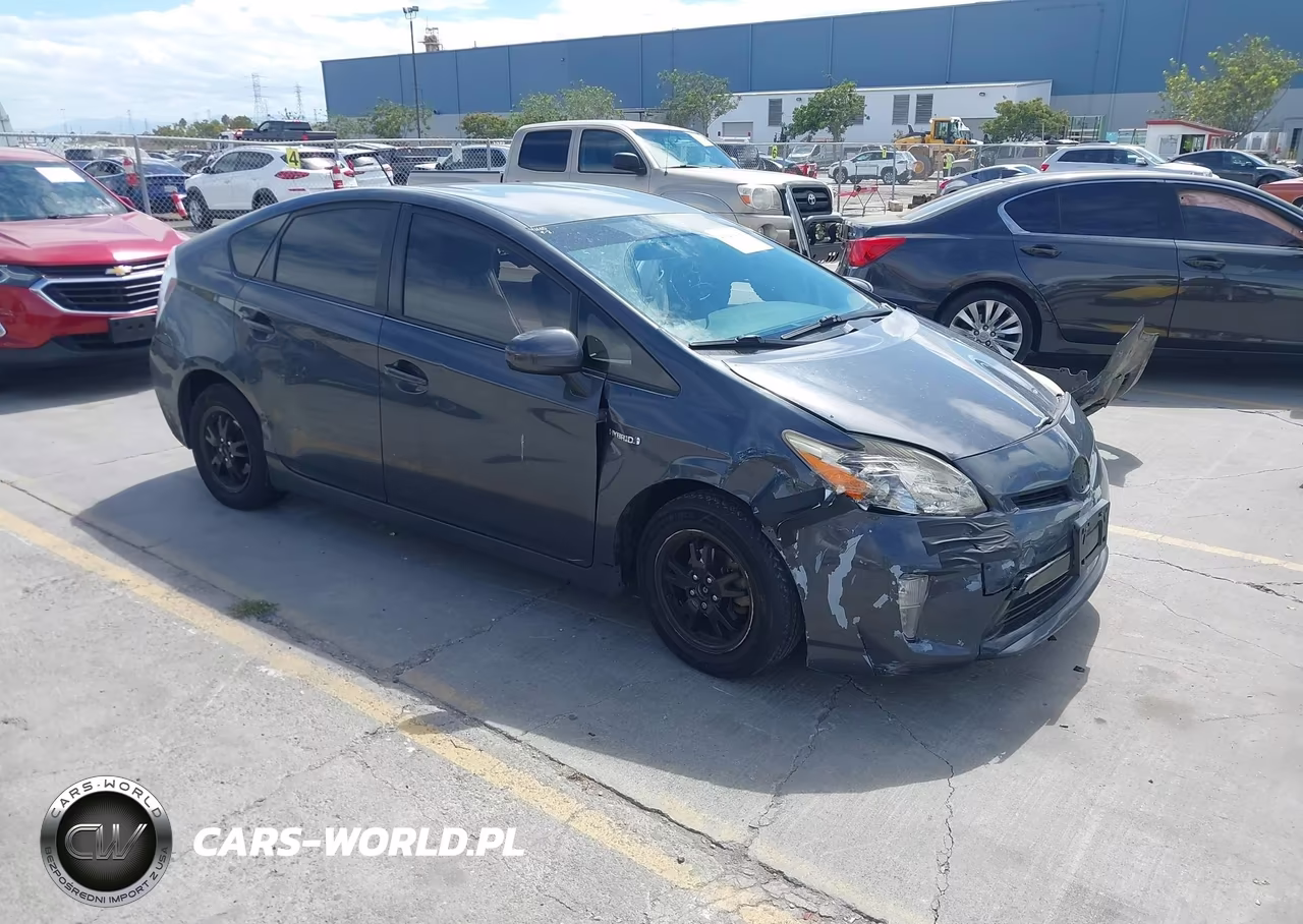 2013 Toyota Prius Three