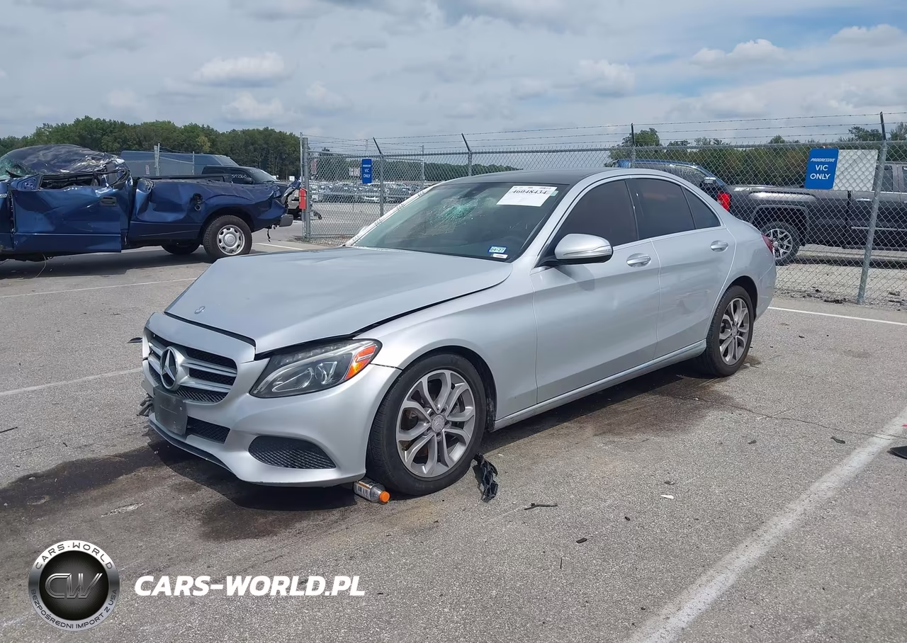 2015 Mercedes-Benz C 300 VIN:55SWF4JB8FU082763 - 2