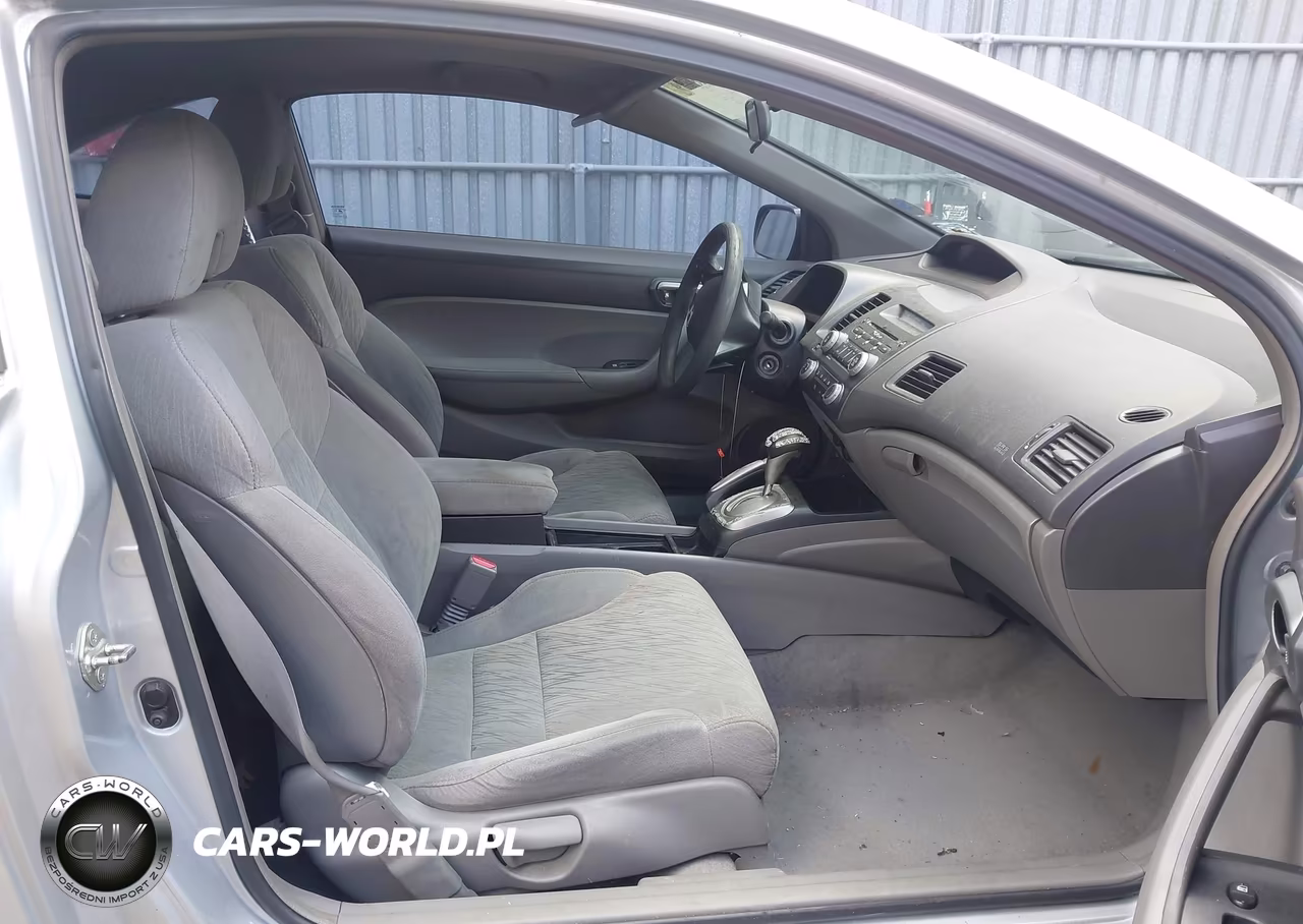 2007 Honda Civic Lx VIN:2HGFG12657H517511 - 5