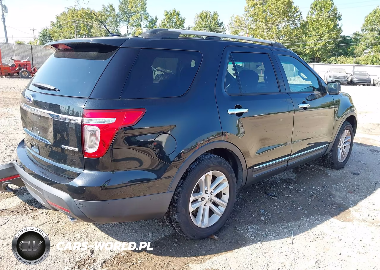 2014 Ford Explorer Xlt VIN:1FM5K7D86EGB77994 - 4