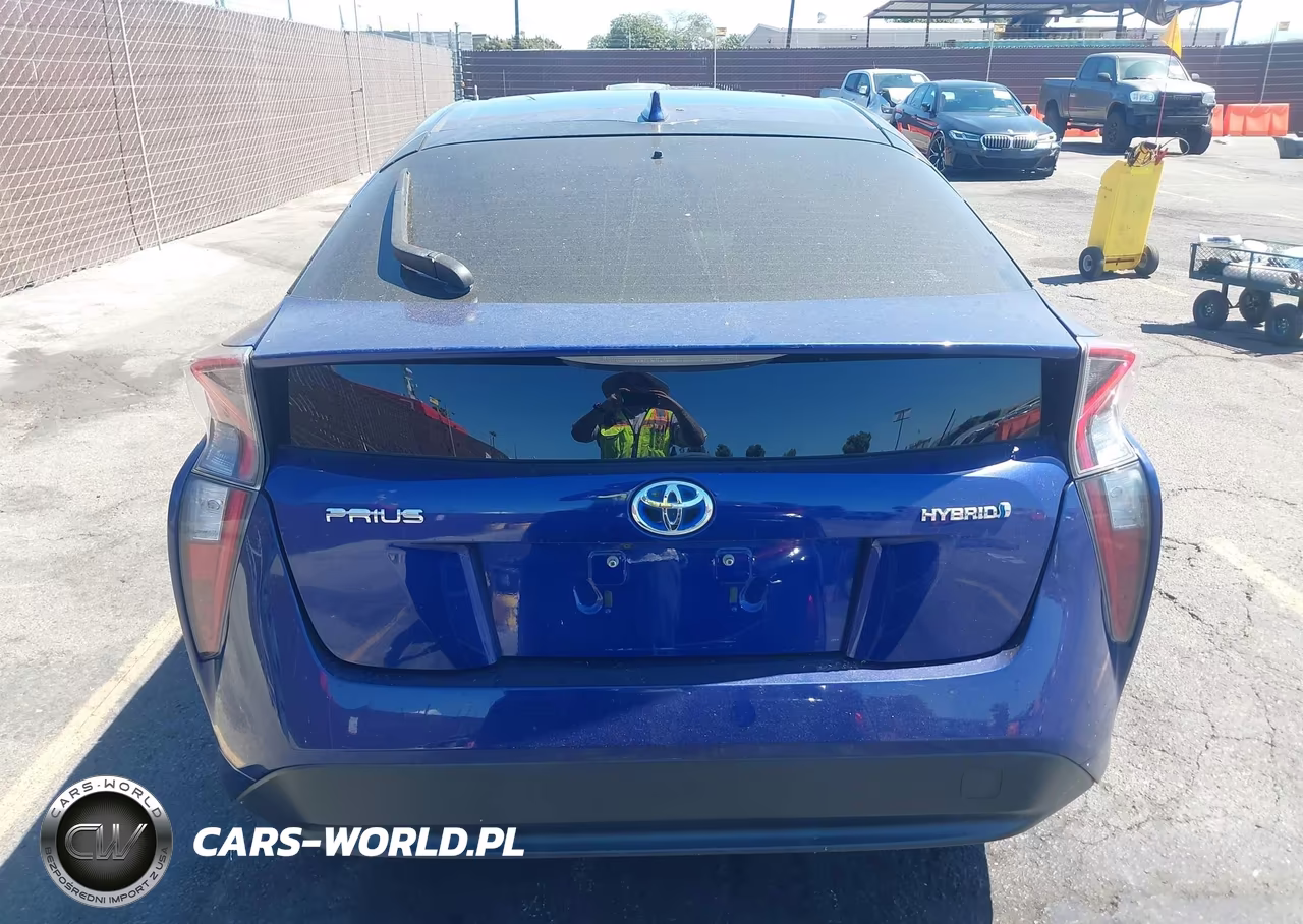 2017 Toyota Prius Three VIN:JTDKARFU4H3532009 - 16