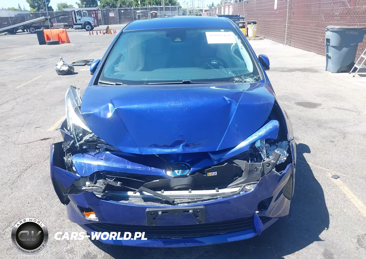 2017 Toyota Prius Three VIN:JTDKARFU4H3532009 - 6