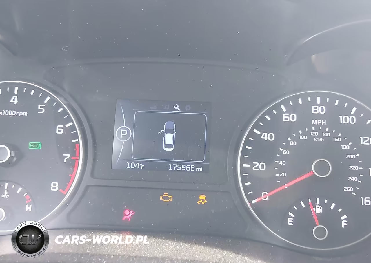 2018 Kia Optima Lx VIN:5XXGT4L37JG207343 - 7
