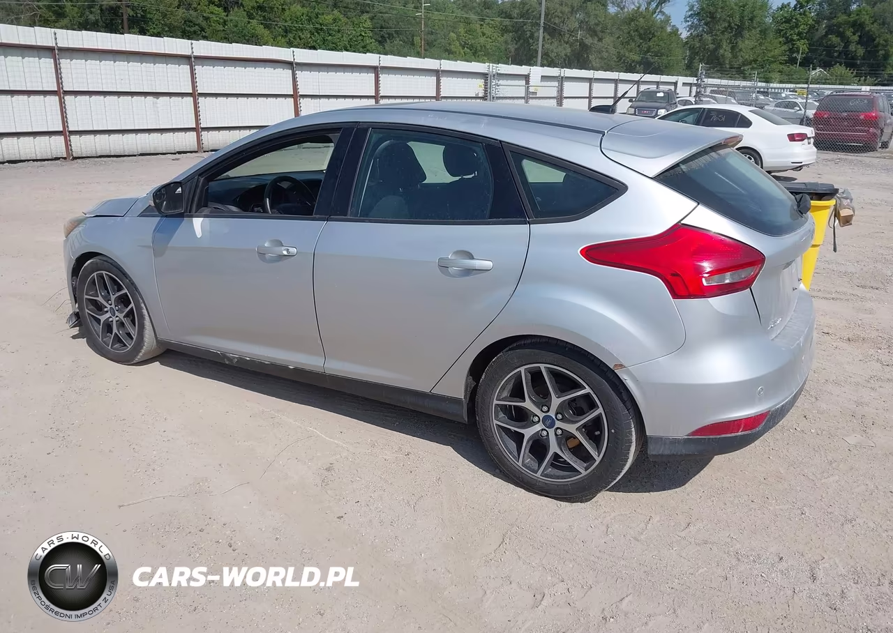 2017 Ford Focus Sel VIN:1FADP3M28HL254436 - 3