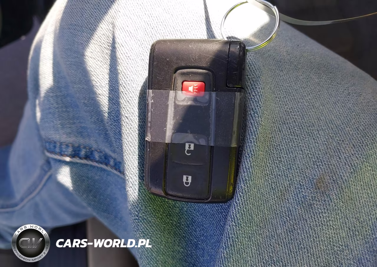 2006 Toyota Prius VIN:JTDKB20U267504518 - 11