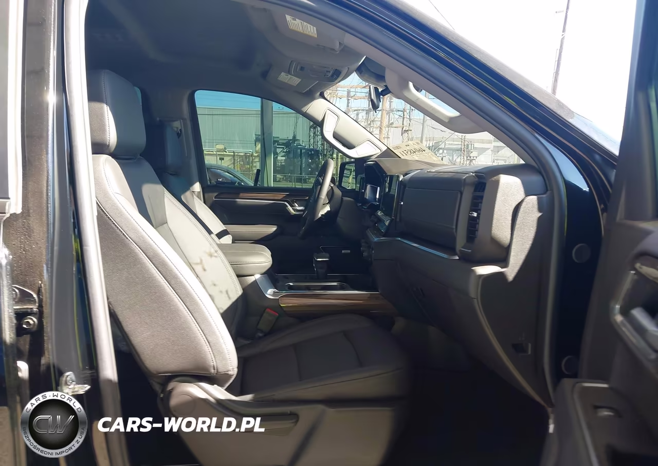 2026 Chevrolet Silverado 1500 VIN:3GCUKFEL5TG413467 - 5