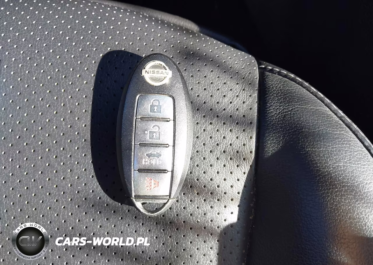 2015 Nissan Sentra Sr VIN:3N1AB7AP7FY271142 - 11
