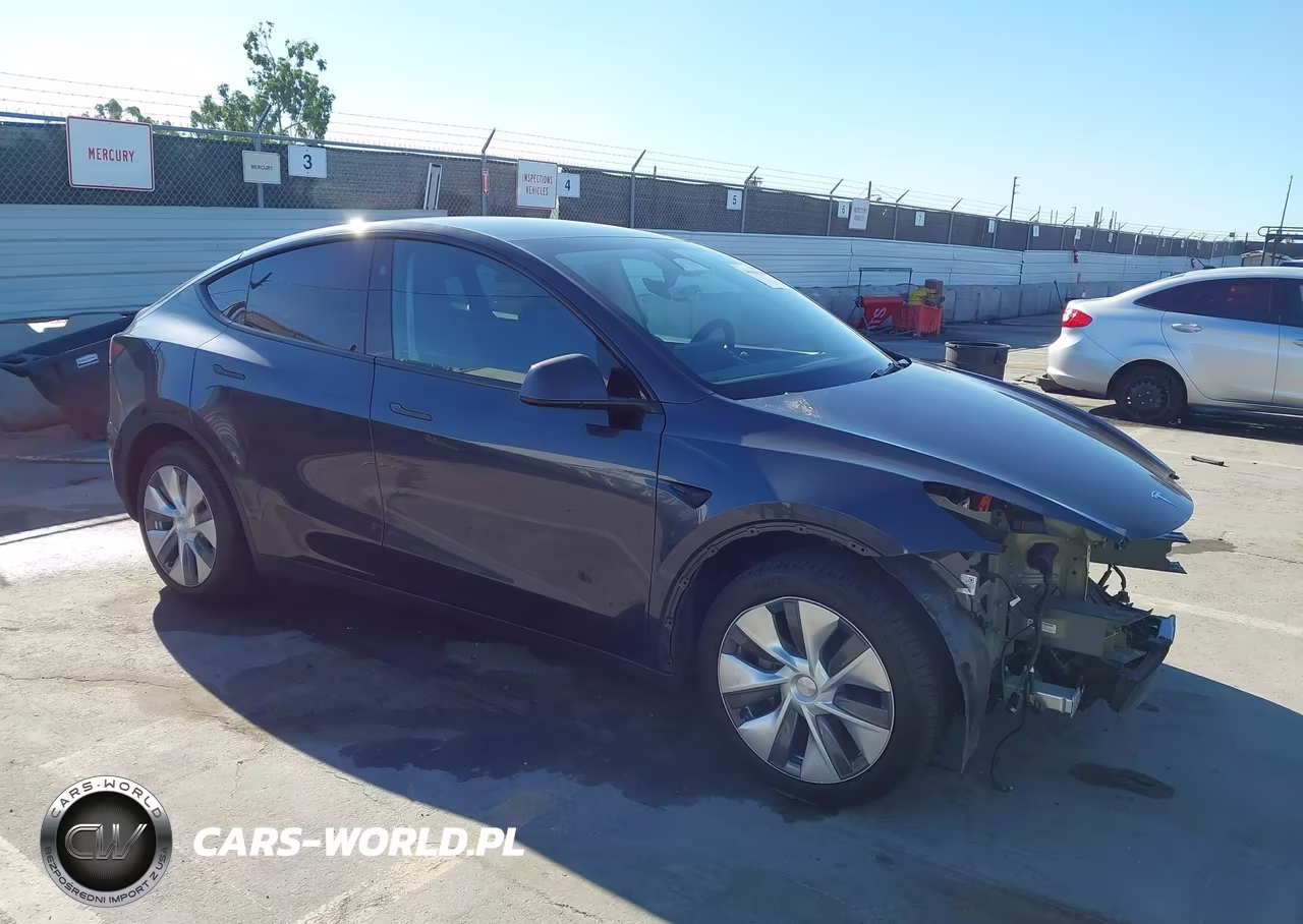 2024 Tesla Model Y Long Range Dual Motor All-Wheel Drive VIN:7SAYGDEE9RA239149 - 1