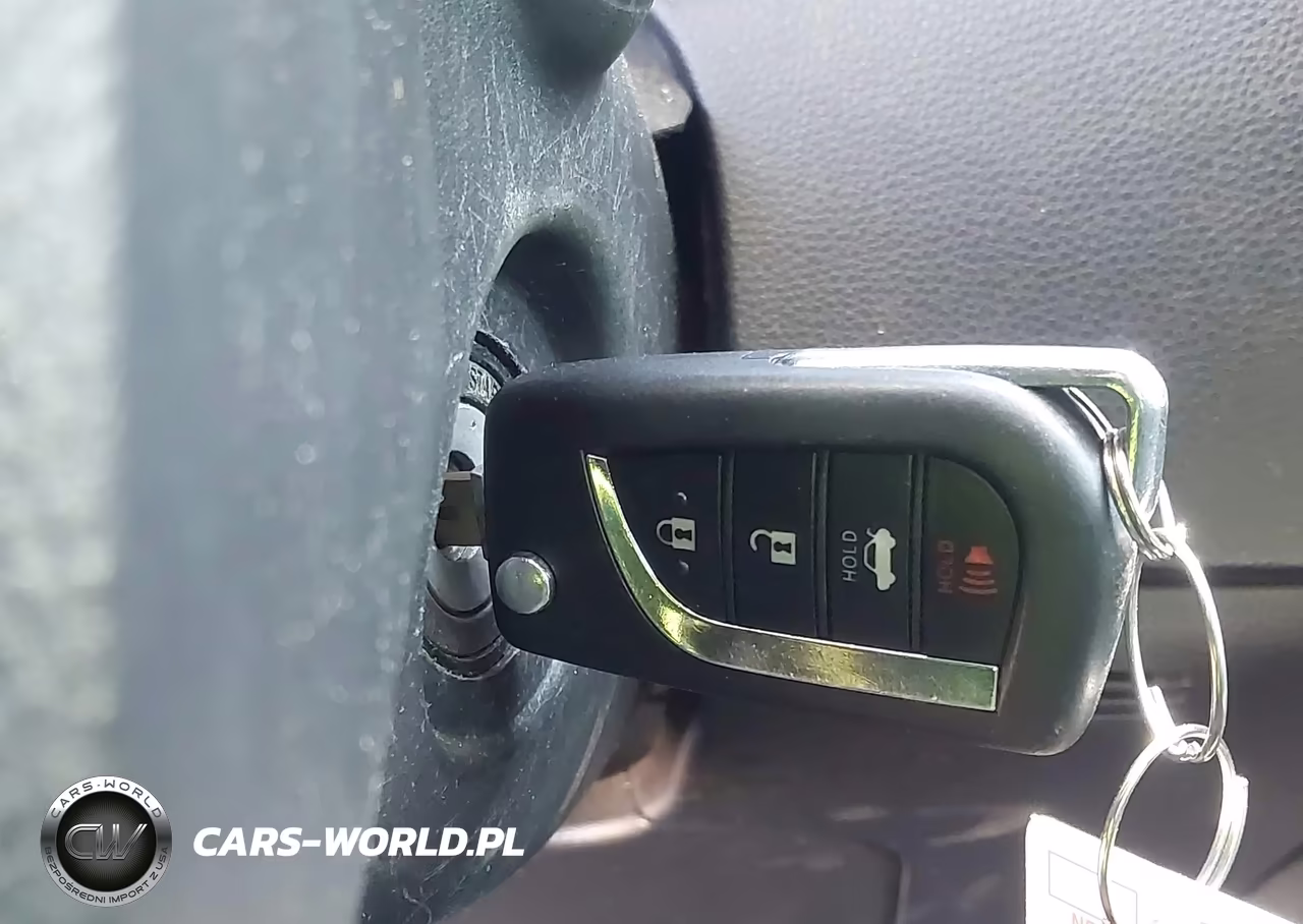 2021 Toyota Corolla Le VIN:JTDEPMAE4MJ126056 - 11