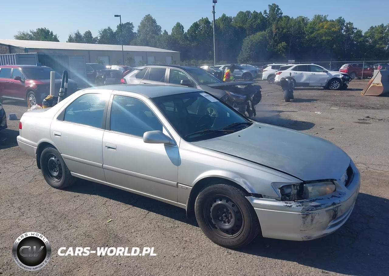 2000 Toyota Camry Le