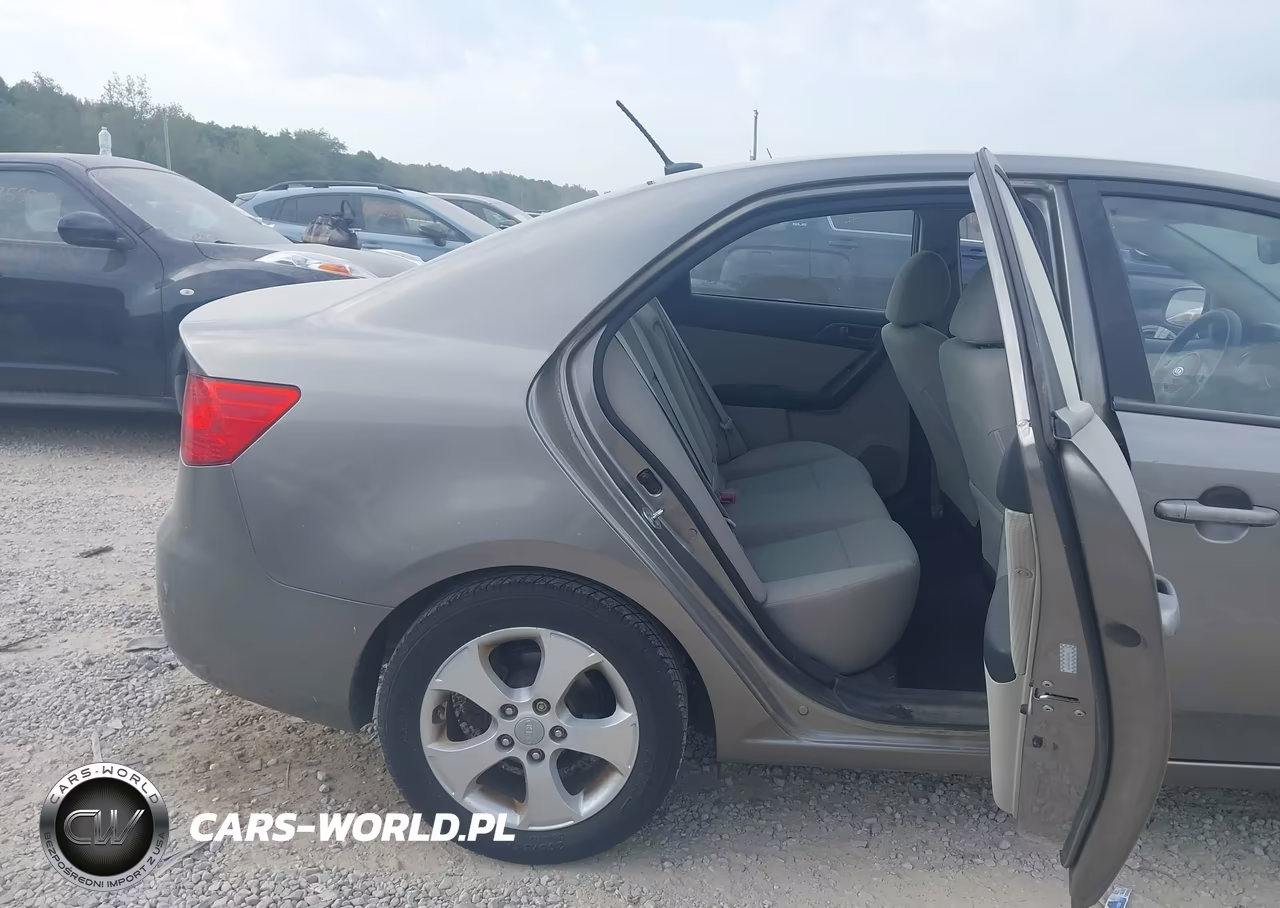 2010 Kia Forte Ex VIN:KNAFU4A22A5141126 - 8