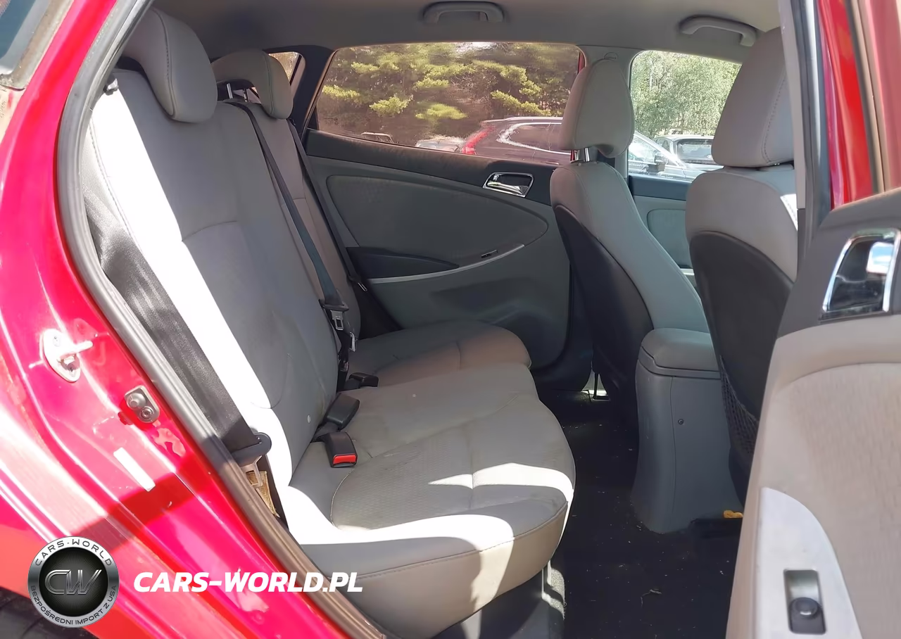 2013 Hyundai Accent Se VIN:KMHCU5AE5DU075103 - 8