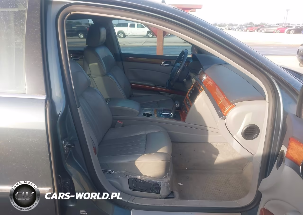 2004 Volkswagen Phaeton V8 VIN:WVWAF63D748010486 - 5