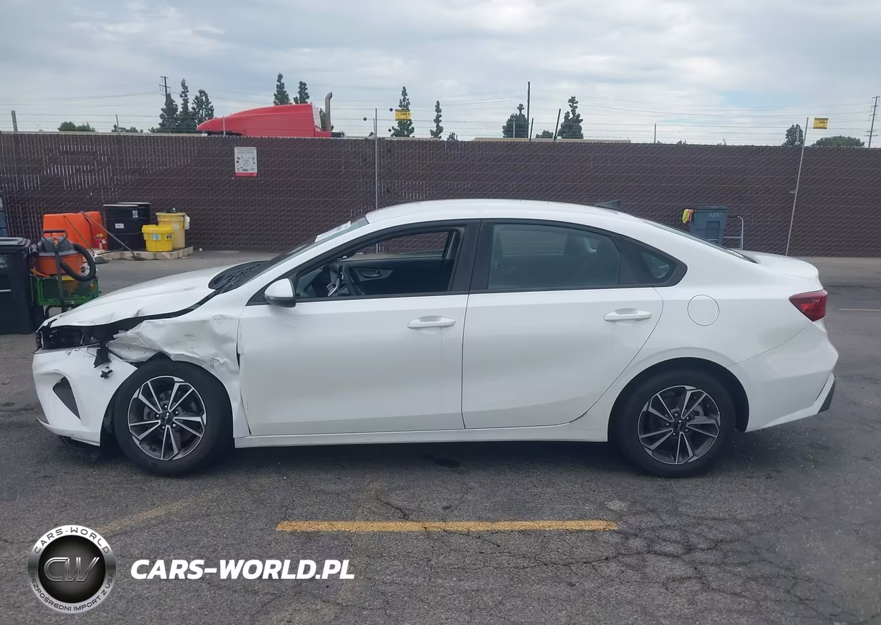 2022 Kia Forte Lxs VIN:3KPF24ADXNE433420 - 14