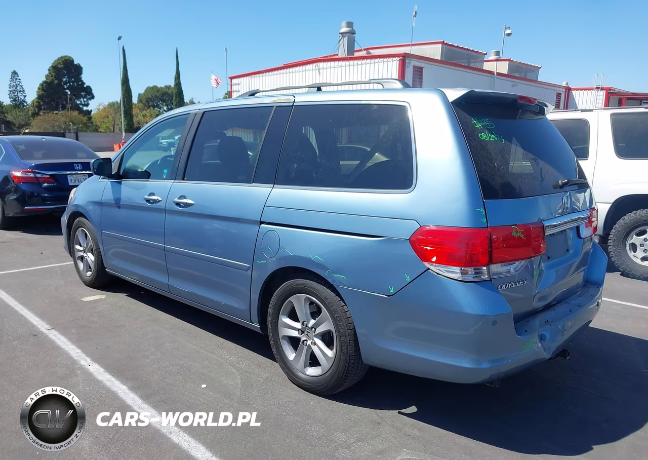 2008 Honda Odyssey Touring VIN:5FNRL38928B051936 - 3