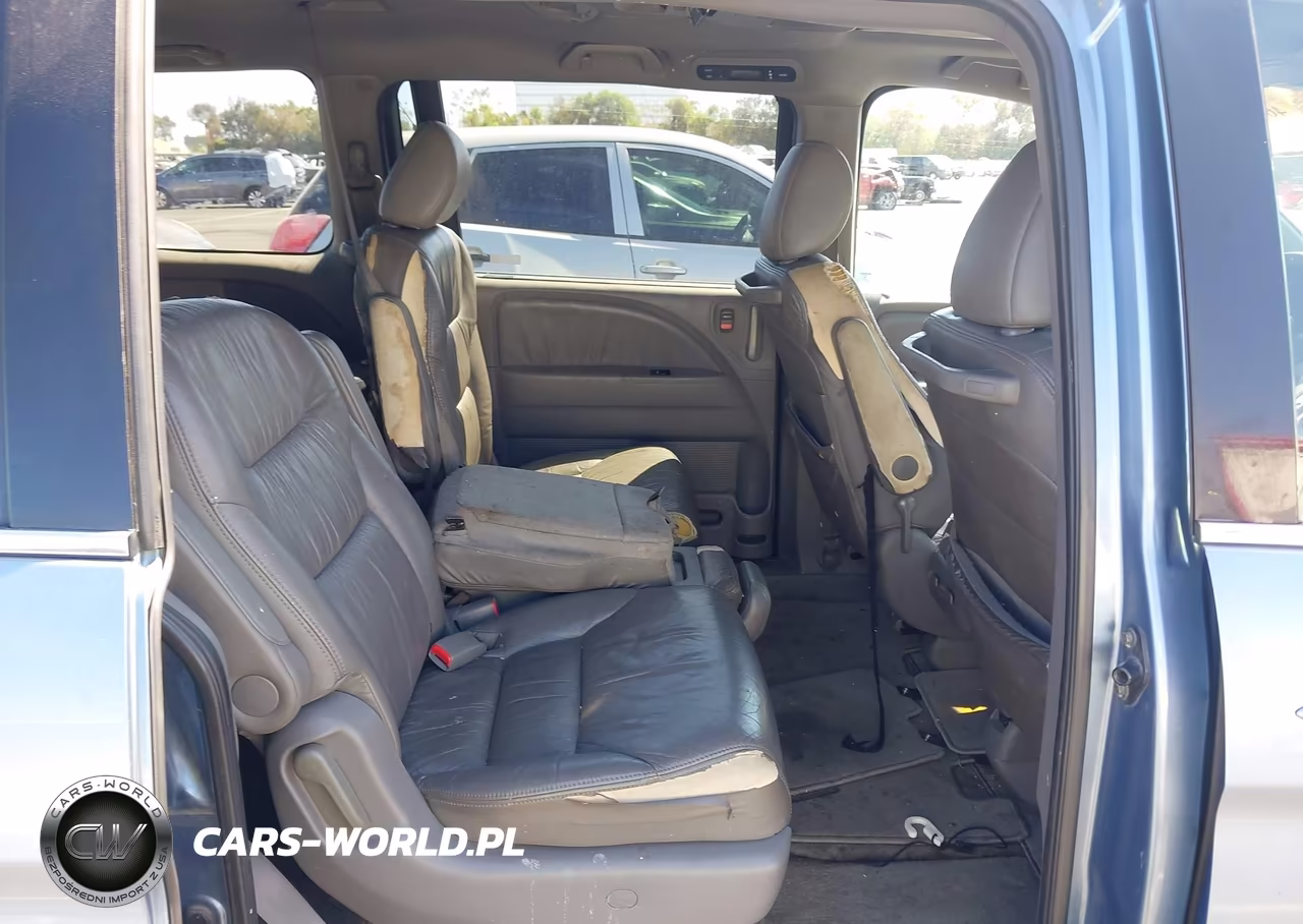 2008 Honda Odyssey Touring VIN:5FNRL38928B051936 - 8