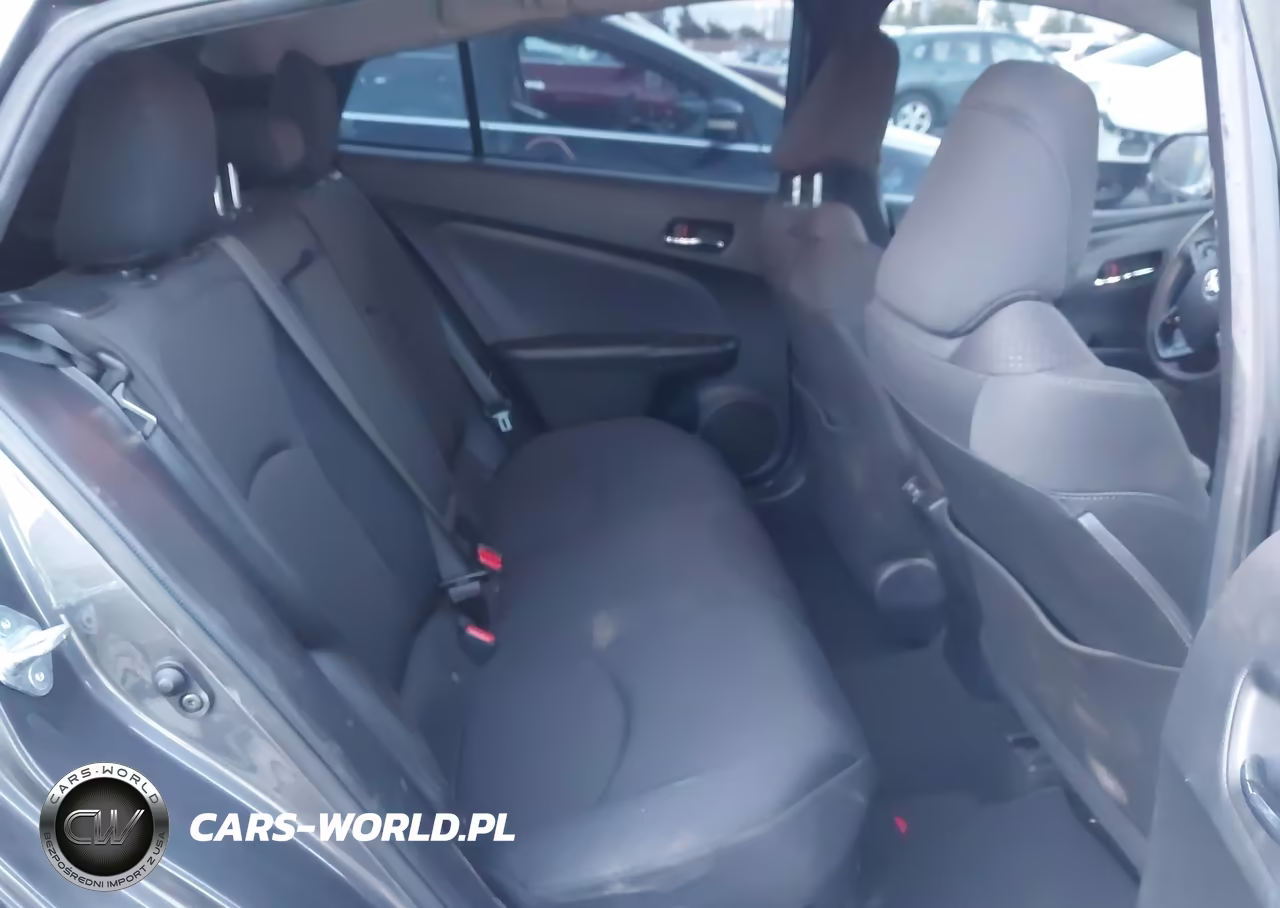 2019 Toyota Prius Le VIN:JTDKARFU0K3084634 - 8