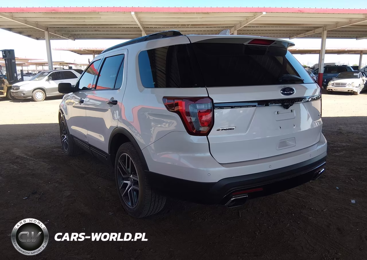 2016 Ford Explorer Sport VIN:1FM5K8GT9GGC72106 - 3