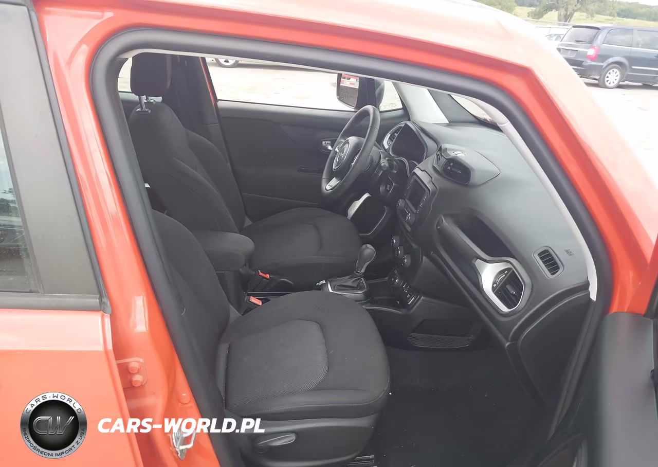 2018 Jeep Renegade Sport 4X4 VIN:ZACCJBAB2JPH71853 - 5