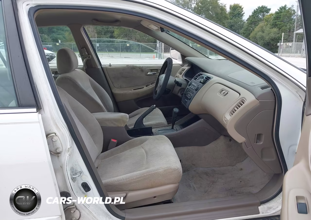 2002 Honda Accord 3.0 Lx VIN:1HGCG16432A041438 - 5