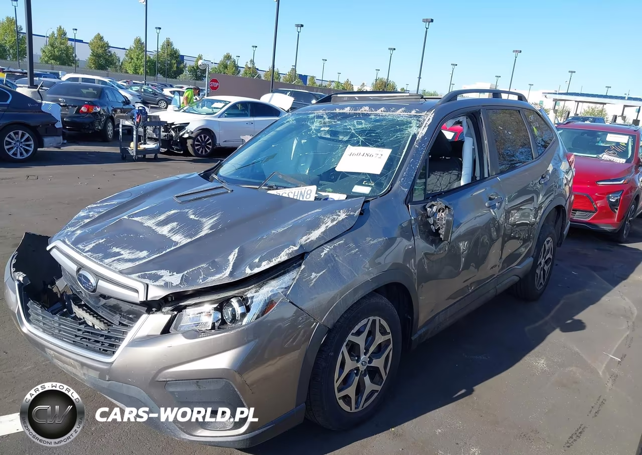 2020 Subaru Forester Premium VIN:JF2SKAJC1LH437496 - 12