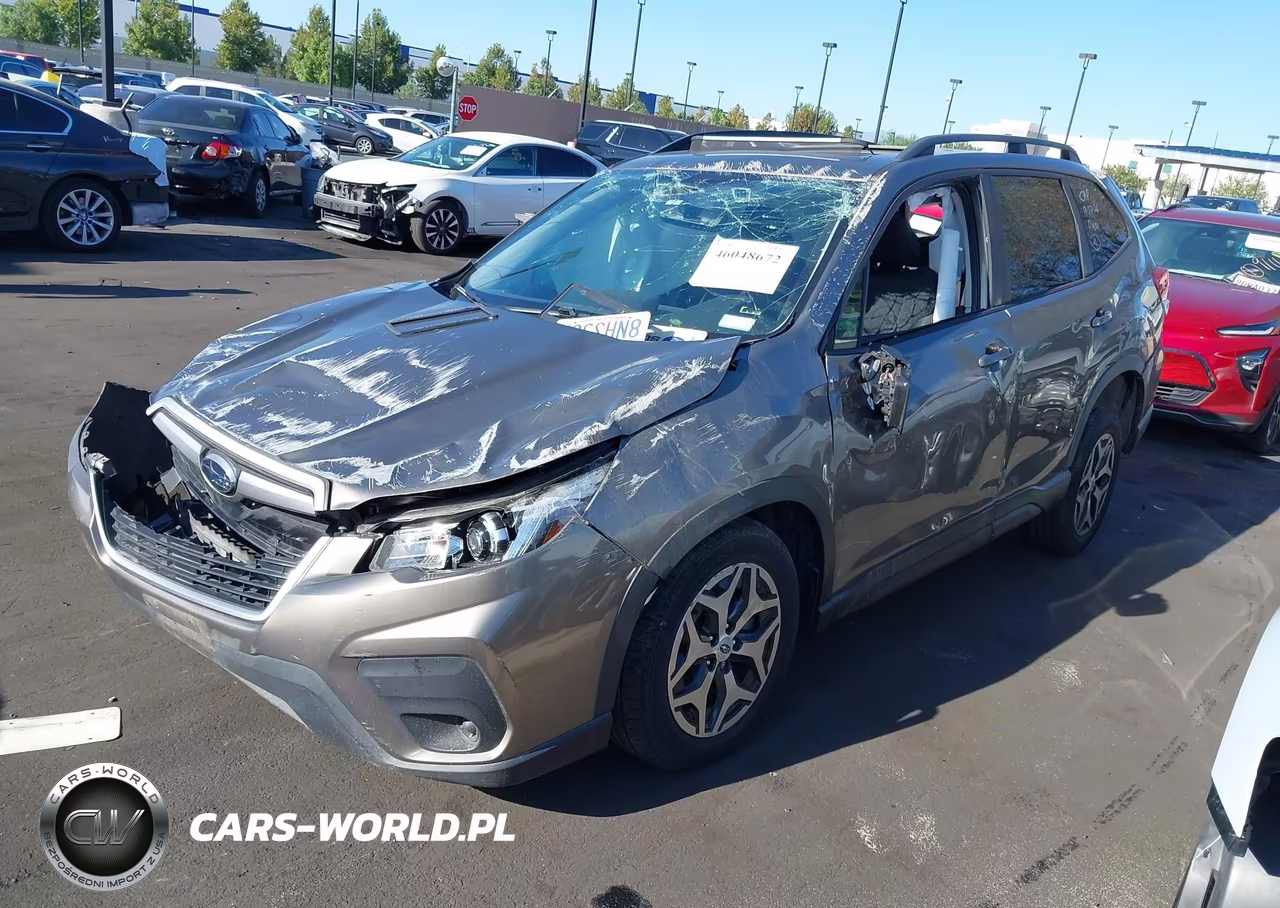 2020 Subaru Forester Premium VIN:JF2SKAJC1LH437496 - 2