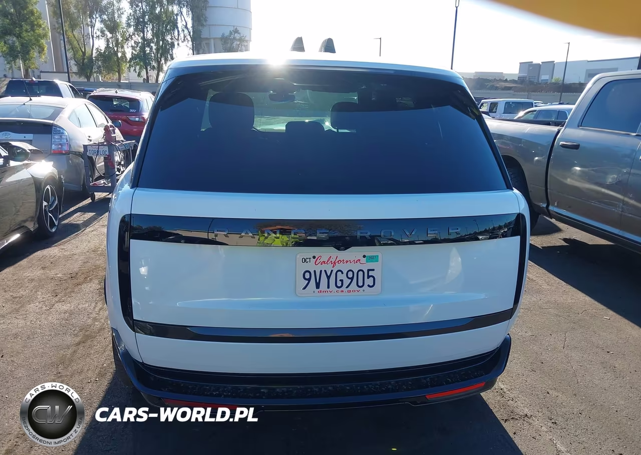 2025 Land Rover Range Rover P530 Se VIN:SALKP9E93SA330768 - 17