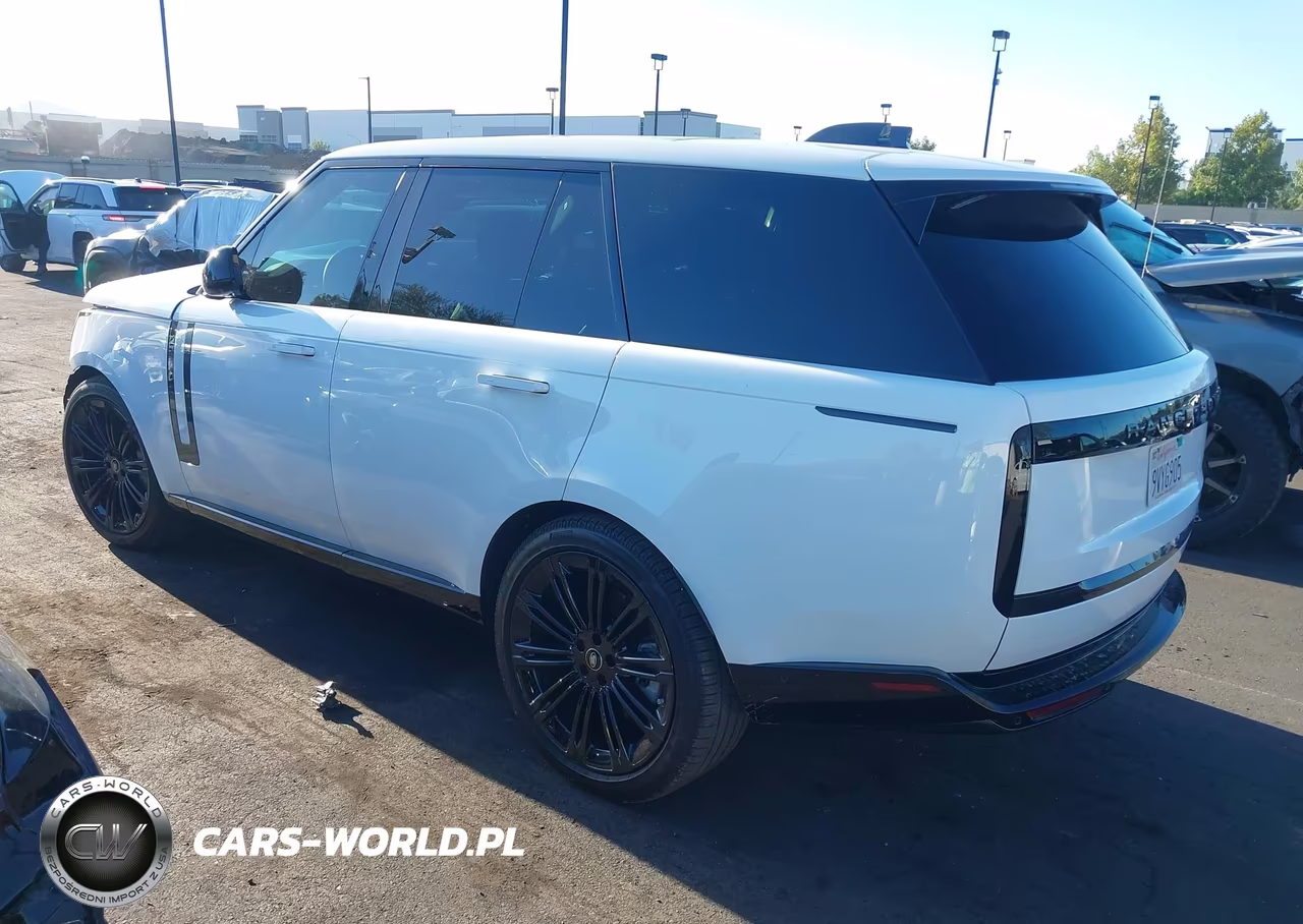 2025 Land Rover Range Rover P530 Se VIN:SALKP9E93SA330768 - 3