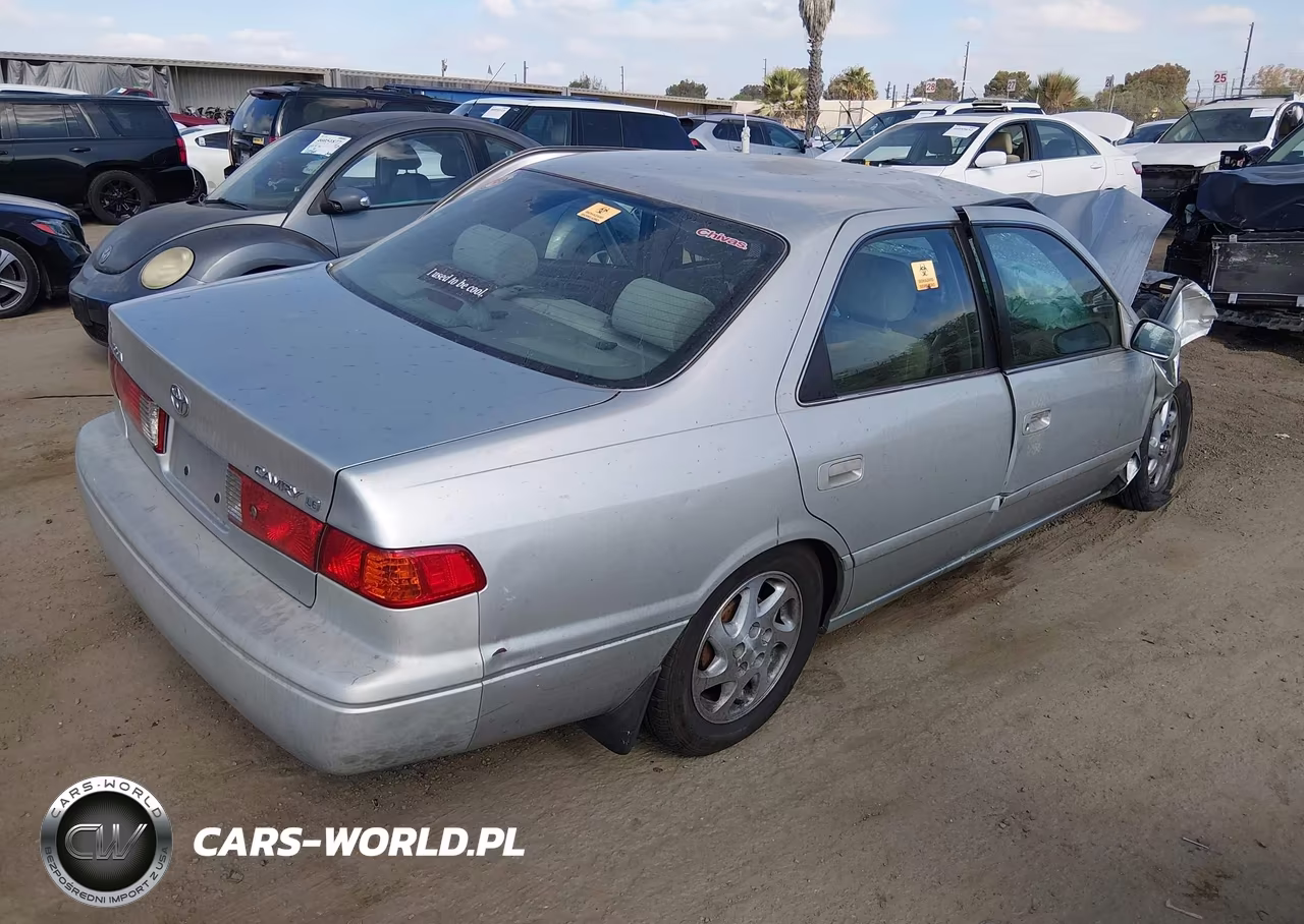 2000 Toyota Camry Le VIN:4T1BG22K6YU002852 - 4