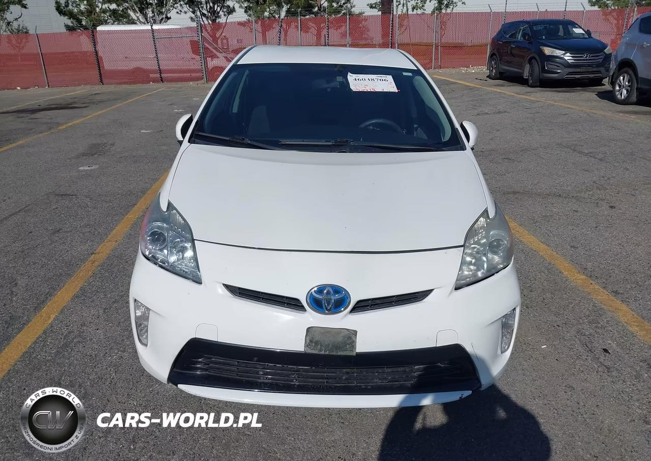2013 Toyota Prius Two VIN:JTDKN3DU7D5602590 - 12