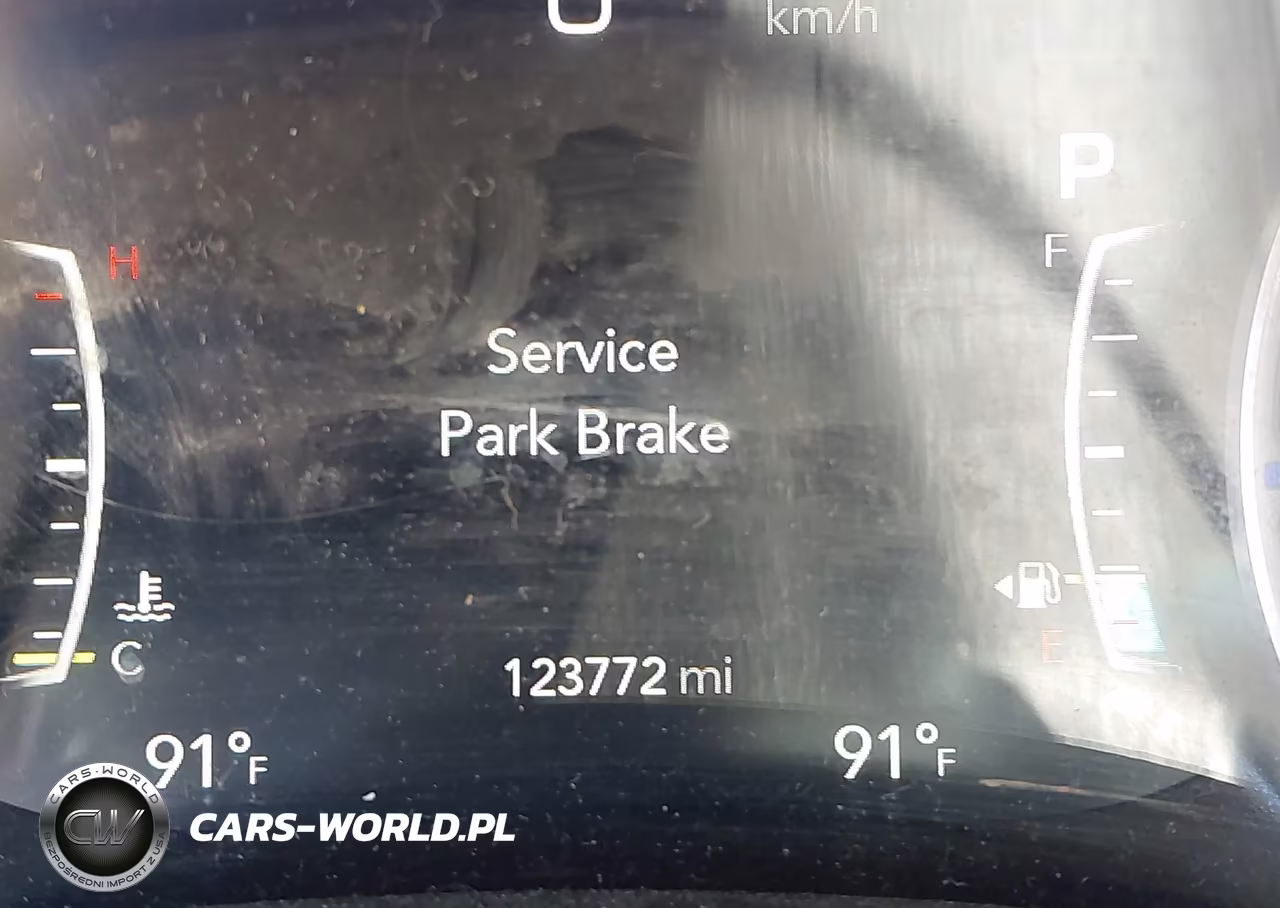 2021 Chrysler Pacifica Touring L VIN:2C4RC1BGXMR542801 - 16