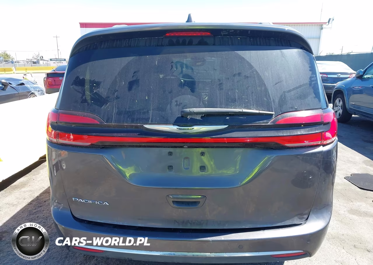 2021 Chrysler Pacifica Touring L VIN:2C4RC1BGXMR542801 - 17