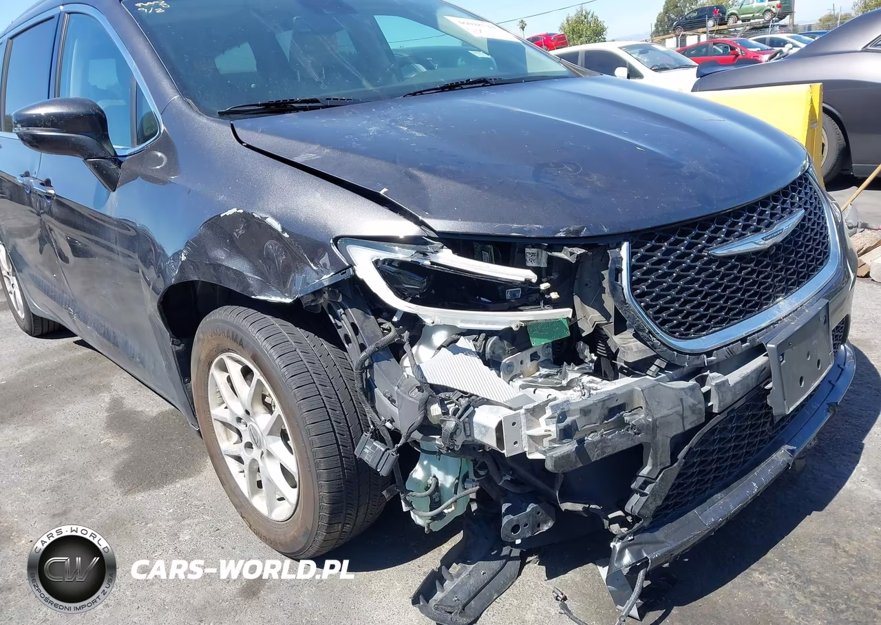 2021 Chrysler Pacifica Touring L VIN:2C4RC1BGXMR542801 - 6