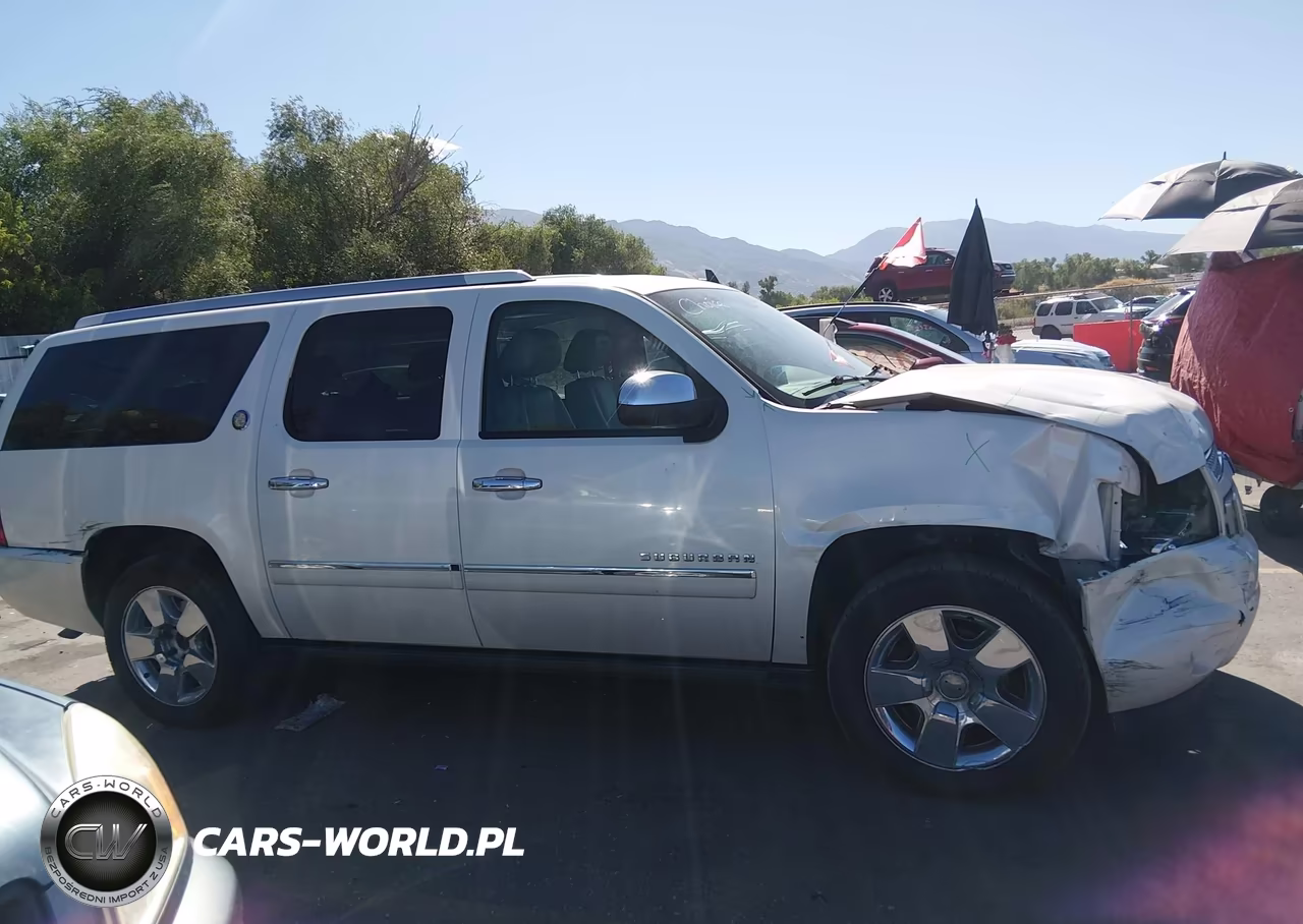 2010 Chevrolet Suburban 1500 Ltz VIN:1GNUKKE37AR275279 - 13